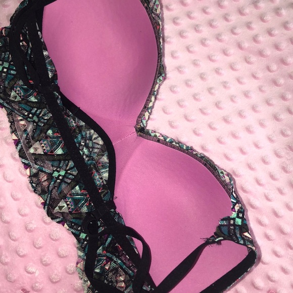 Victoria Secret bralette - Large. OBO - Picture 4 of 5